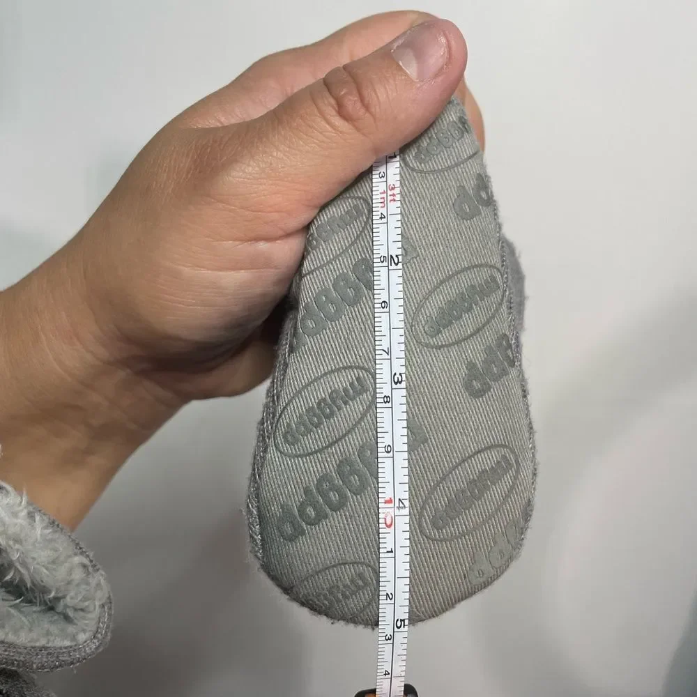 5 for $25🔥Myggpp Grey‎ Ribbed Moccasin Baby Booties (12-18 months)